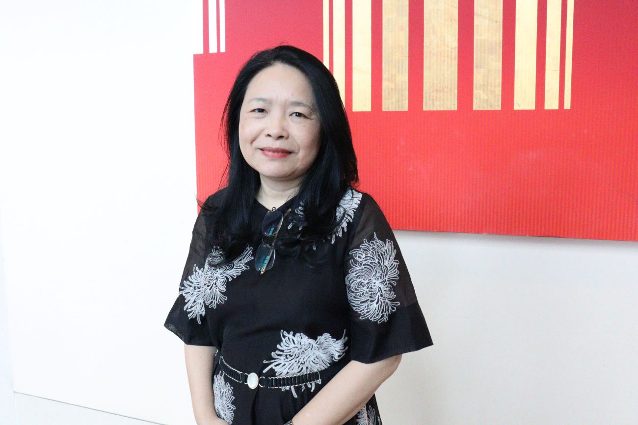 Ms Luong Thu Hien